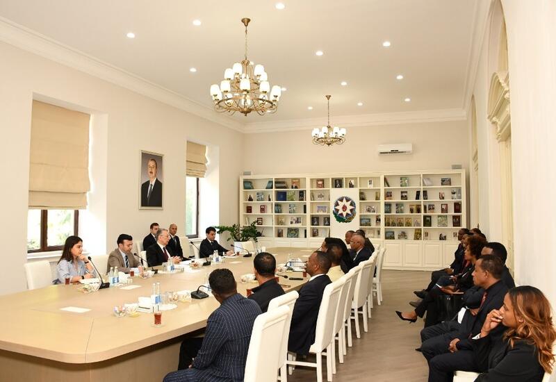 Bakı şəhərində WUF13 çərçivəsində xarici qonaqlarla görüşlər keçirilib