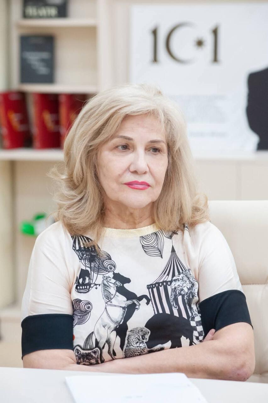 В Баку покажут "Осеннюю сонату" Бергмана