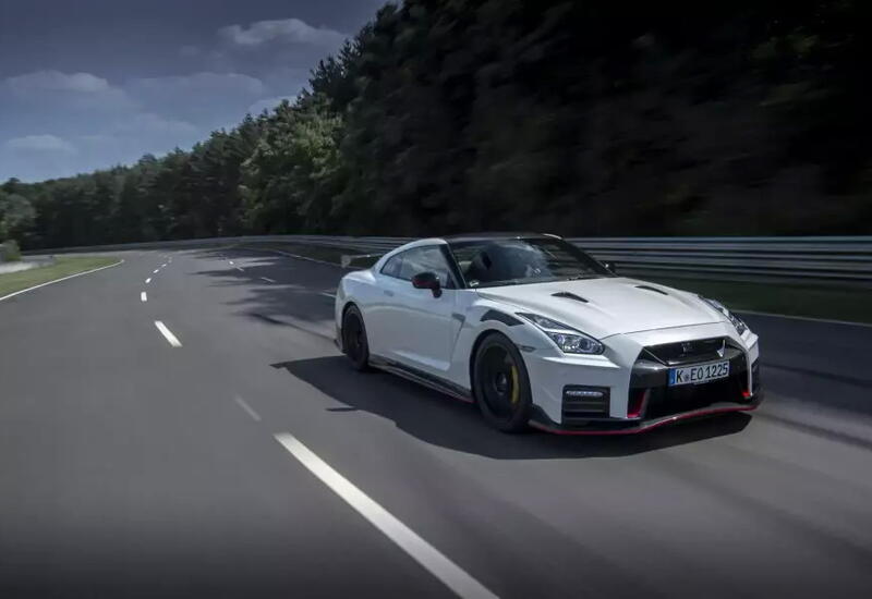 Названы 10 бюджетных альтернатив спорткара Nissan GT-R