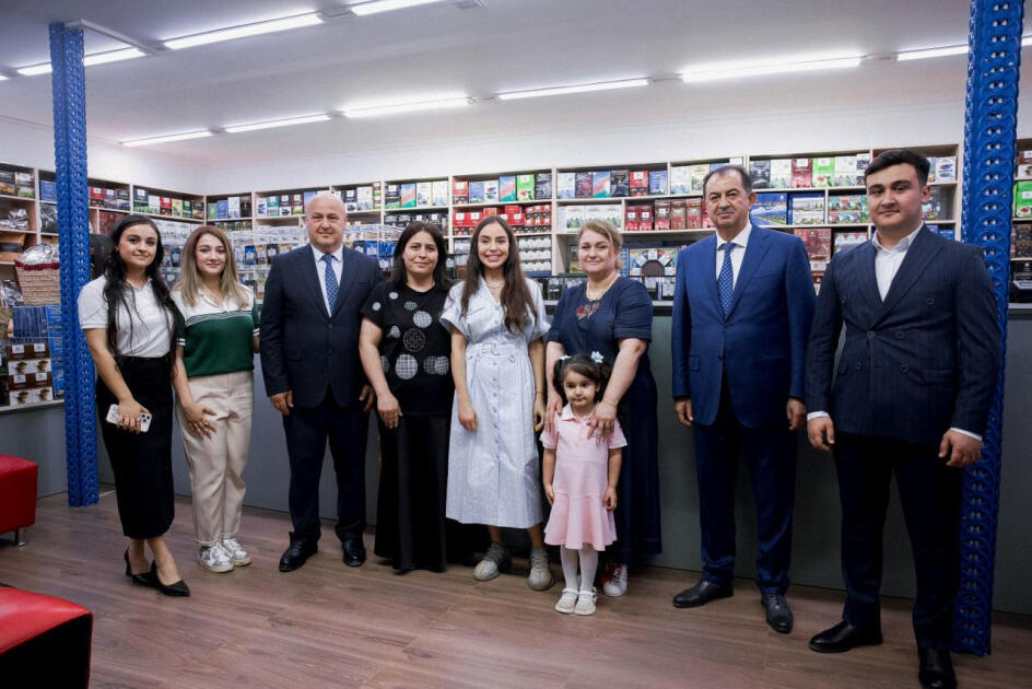 Leyla Əliyeva Lənkəranda “Yaşıl çay” fermer təsərrüfatı ilə tanış olub