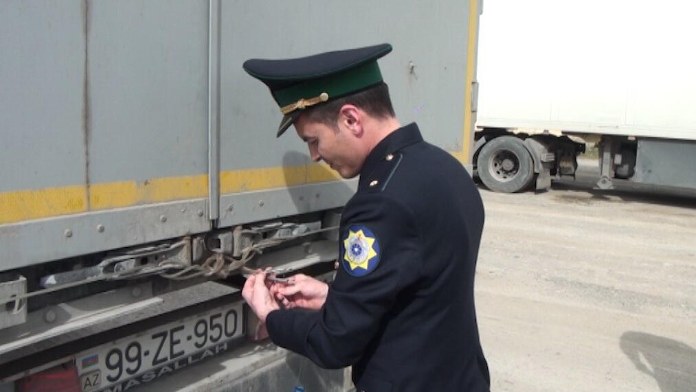 В Армению экспортированы товары азербайджанского производства