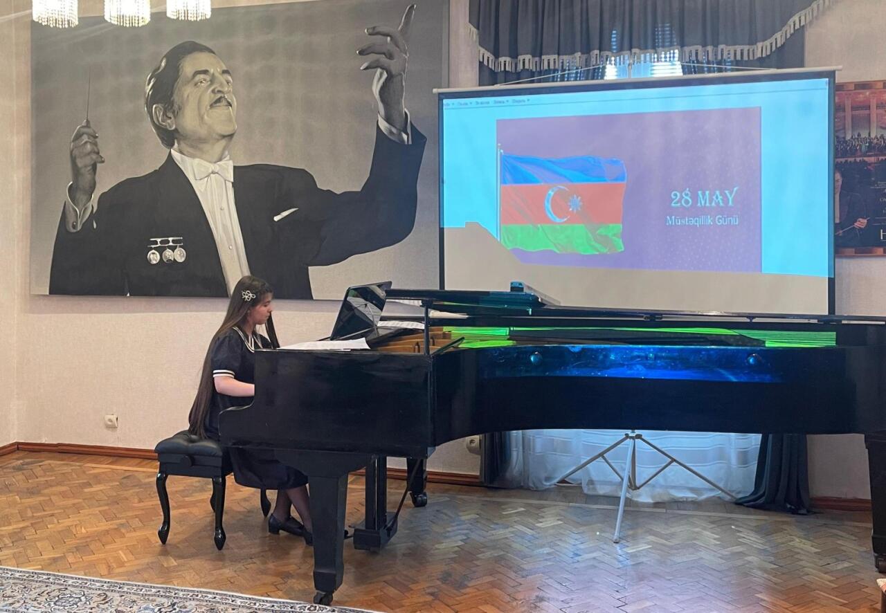 Ко Дню независимости Азербайджана представлен вечер классической музыки