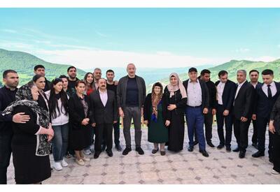 Президент Ильхам Алиев ознакомился с работами, проводимыми в селе Бёюк Галадереси Шушинского района, встретился с жителями - ФОТО - ВИДЕО