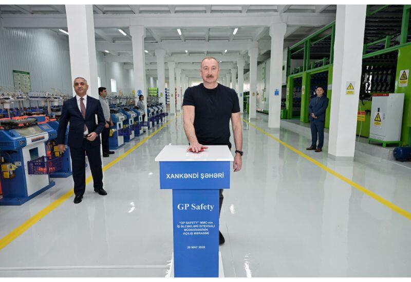 Prezident İlham Əliyev Xankəndidə iş əlcəkləri istehsalı müəssisəsinin açılışında iştirak edib