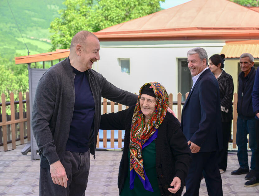 Президент Ильхам Алиев ознакомился с работами, проводимыми в селе Бёюк Галадереси Шушинского района, встретился с жителями