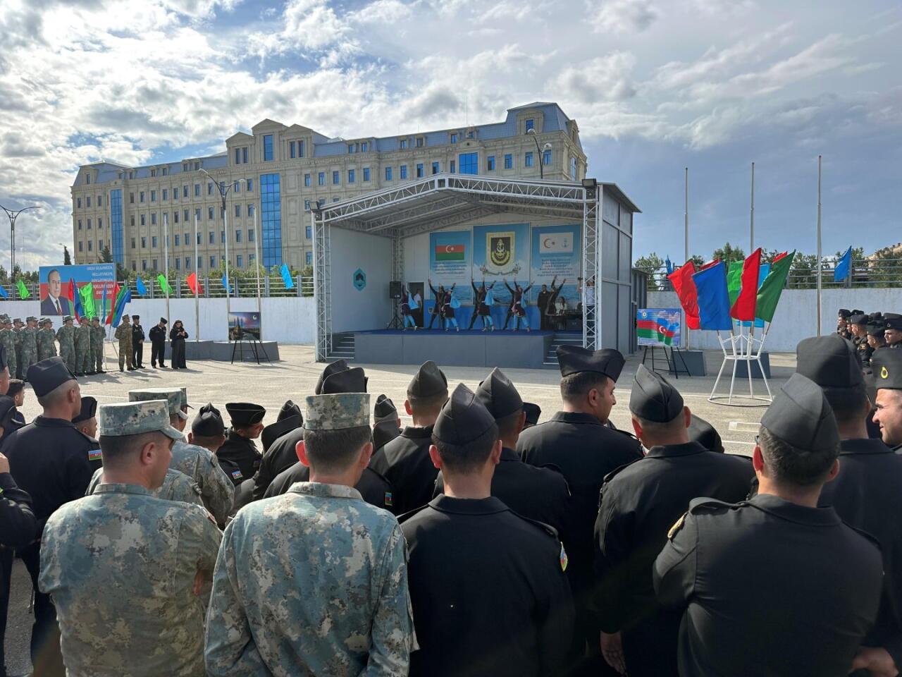 В азербайджанской Армии проведены мероприятия по случаю Гурбан байрамы и 28 мая - Дня независимости