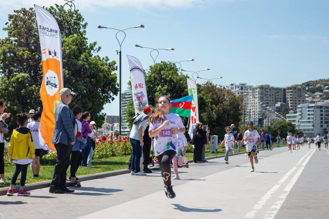 В Баку прошел детский спортивный фестиваль по легкой атлетике KidsRunFest