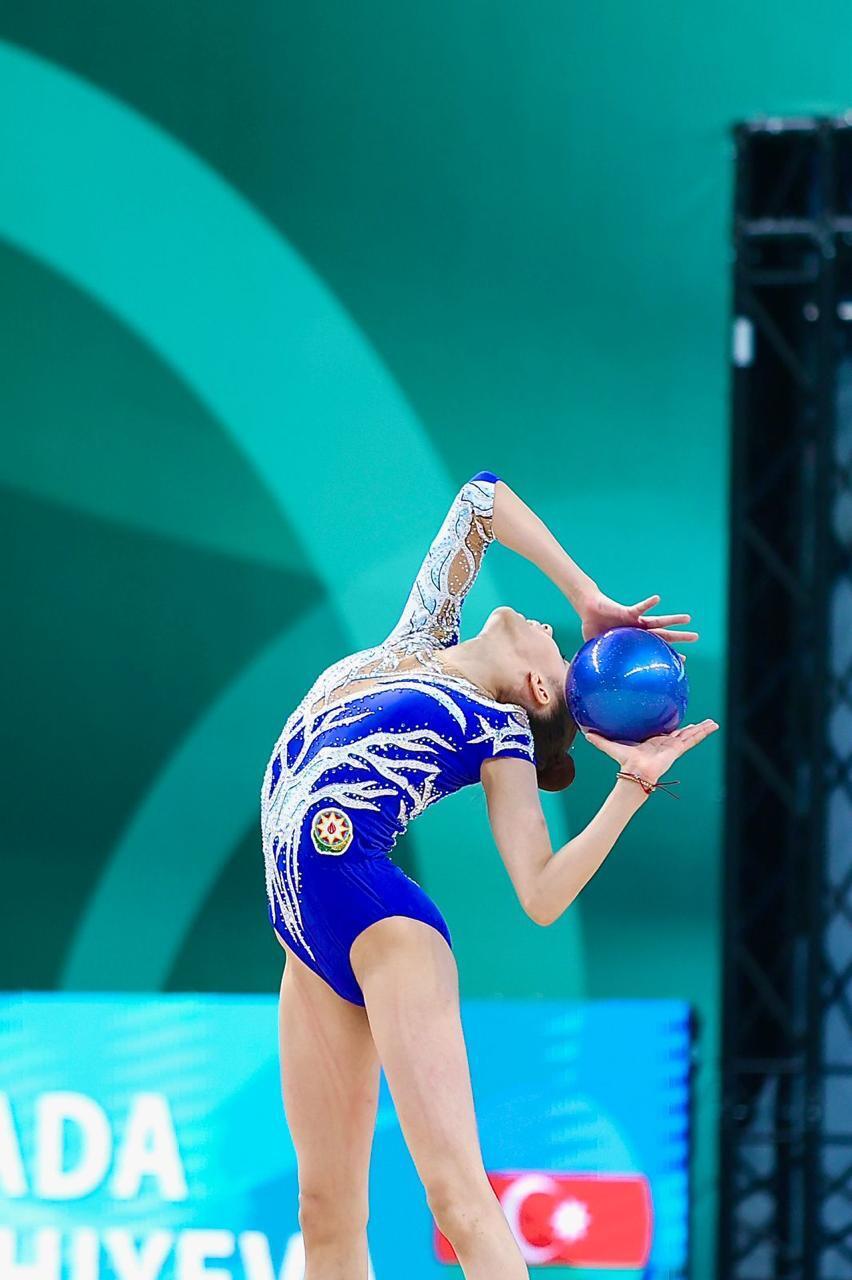 Азербайджанские гимнастки приняли участие в чемпионате Европы в Болгарии