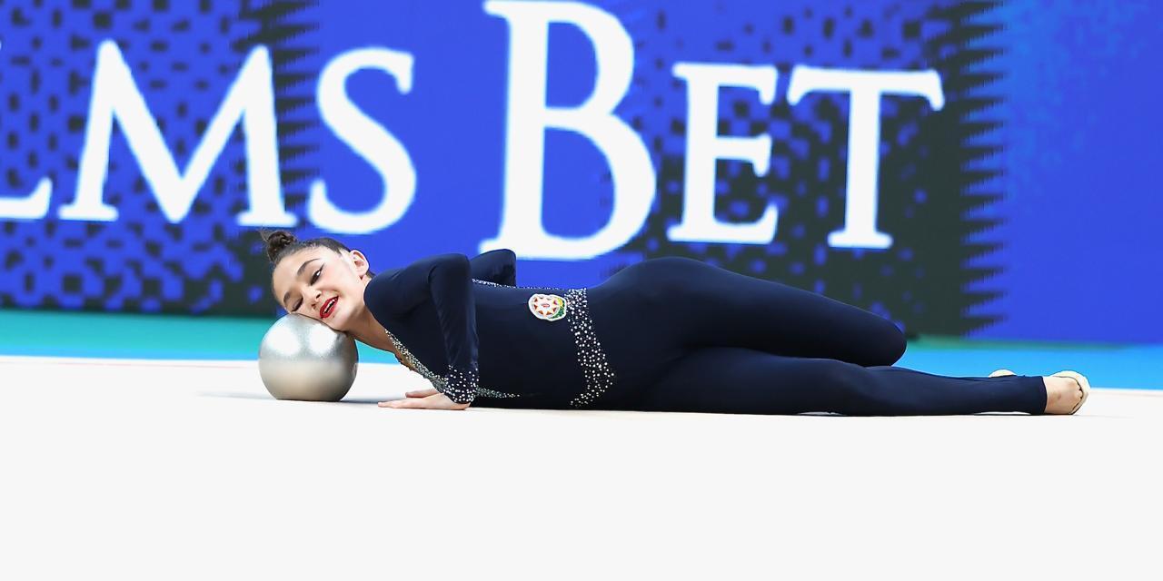 Азербайджанские гимнастки приняли участие в чемпионате Европы в Болгарии