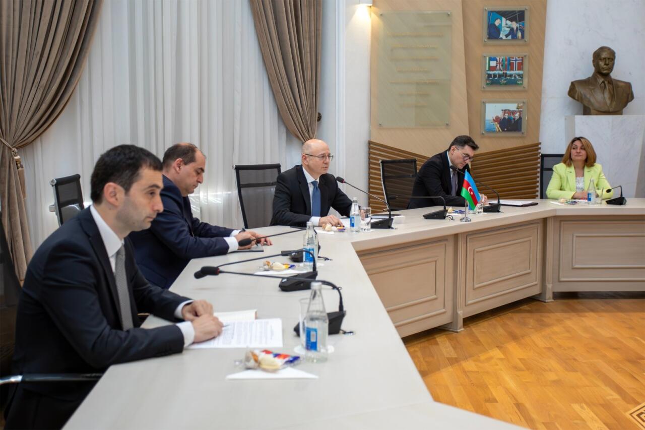 Азербайджан и Кыргызстан обсудили расширение энергосотрудничества