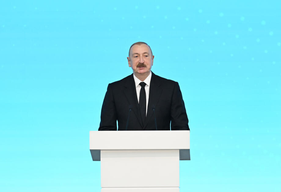 Президент Ильхам Алиев принимает участие в церемонии официального открытия 31-го Бакинского энергетического форума