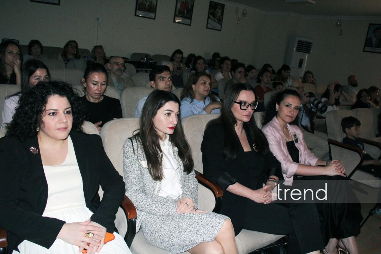Юные таланты из разных стран выступили в Баку на фестивале "Мир детей"