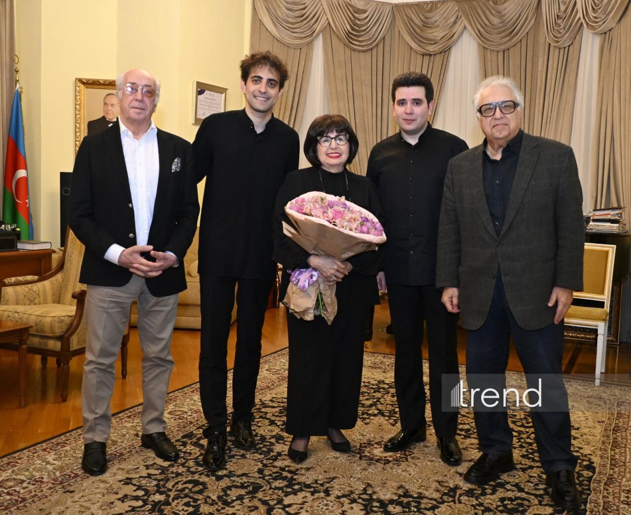 Скрипач-виртуоз Эльвин Ходжа Ганиев выступил в Баку с концертом