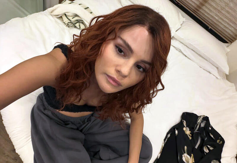 Селена Гомес опубликовала фото с новым цветом волос