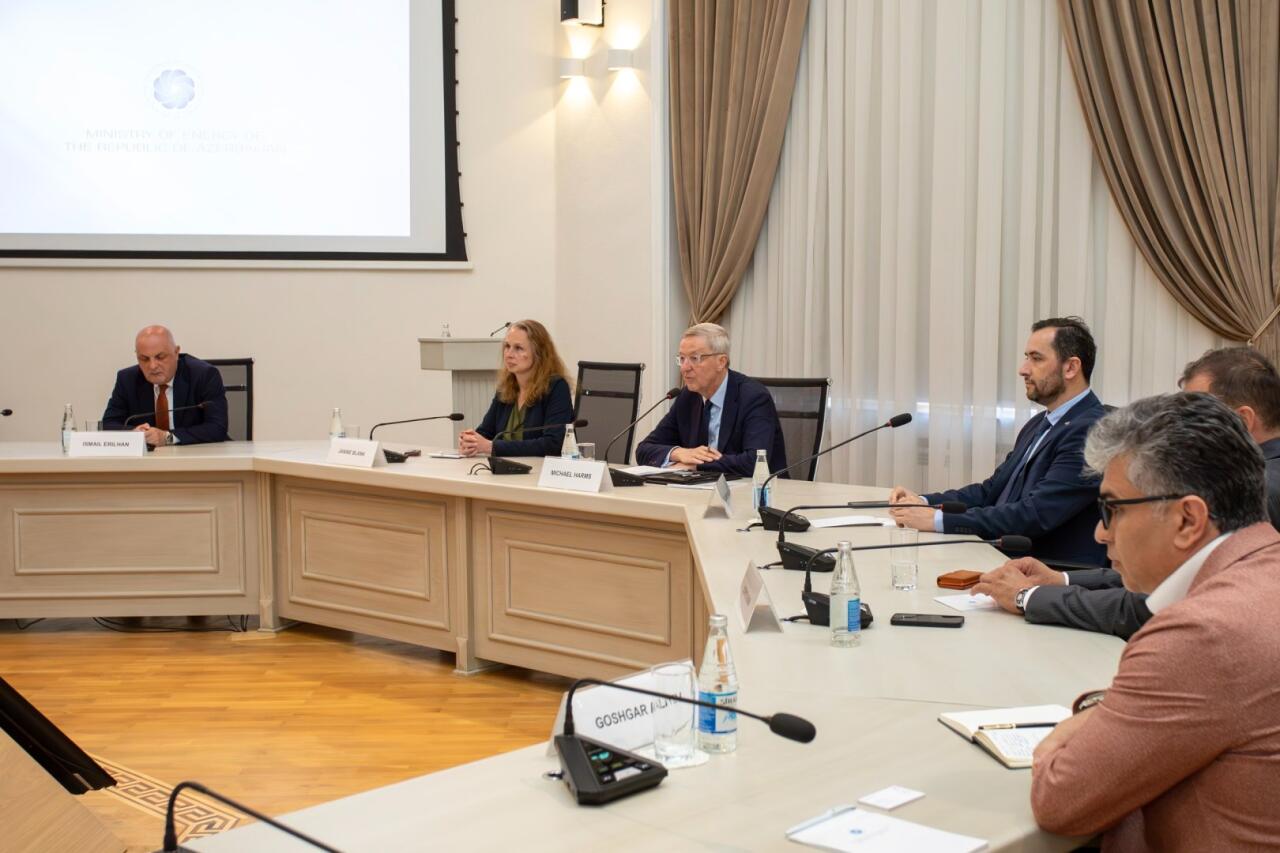 Азербайджан и Германия обсудили перспективы развития сотрудничества