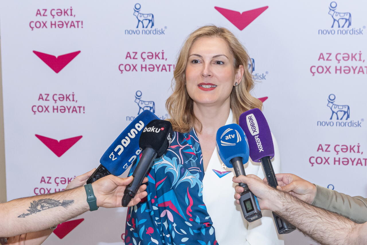 “Az Çəki, Çox Həyat”: Novo Nordisk piylənmə ilə mübarizədə müasir tibbi yanaşmalarını Azərbaycana gətirir