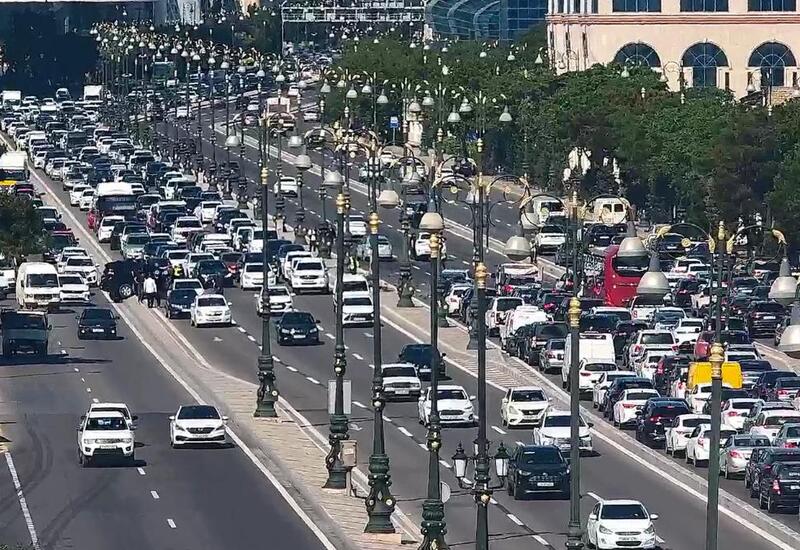 ДТП в центре Баку привело к заторам