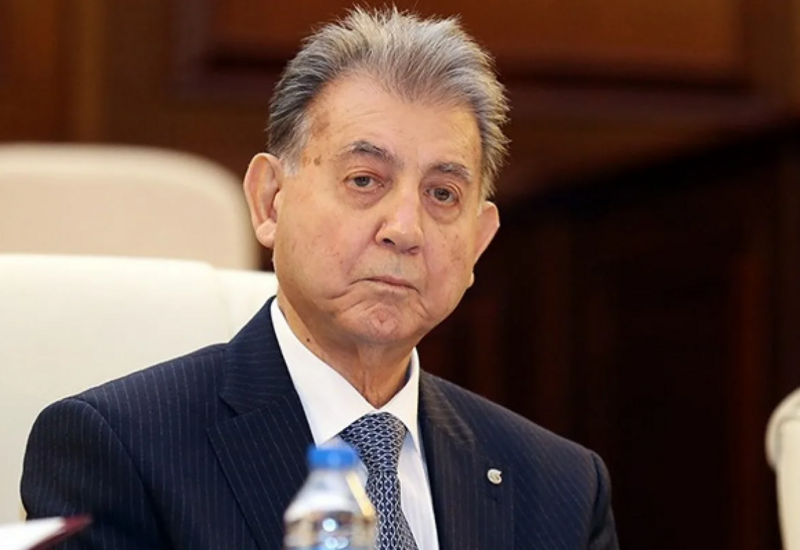 Akif Əlizadə işdən çıxarıldı