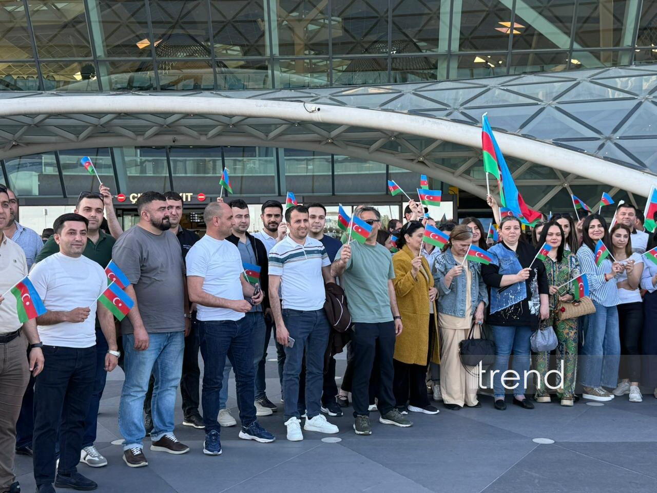 Avropa çempionu olan minifutbol üzrə Azərbaycan millisi vətənə qayıdıb