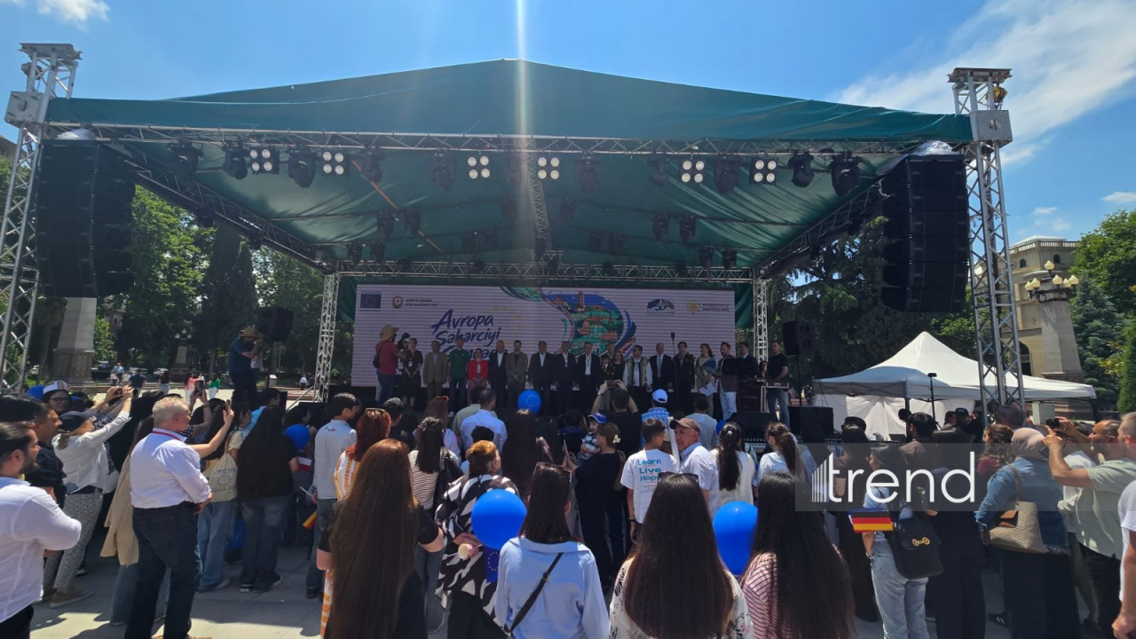 Церемония открытия «EuroVillage» в Гяндже