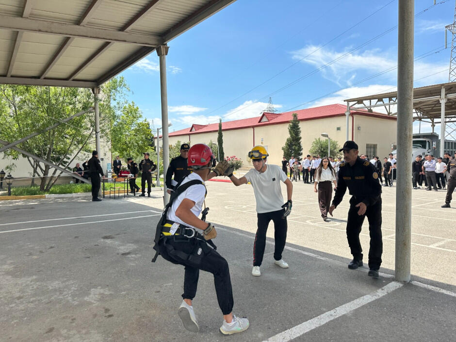 “Gənc xilasedici və yanğınsöndürən” yarışlarının zona birinciliyi keçirilib