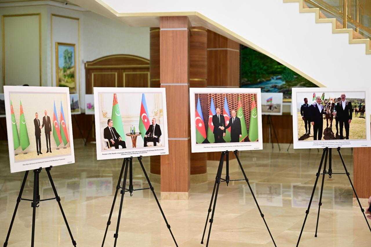 Аркадаг встретил Дни культуры Азербайджана в Туркменистане танцами, конным шоу и яркой программой
