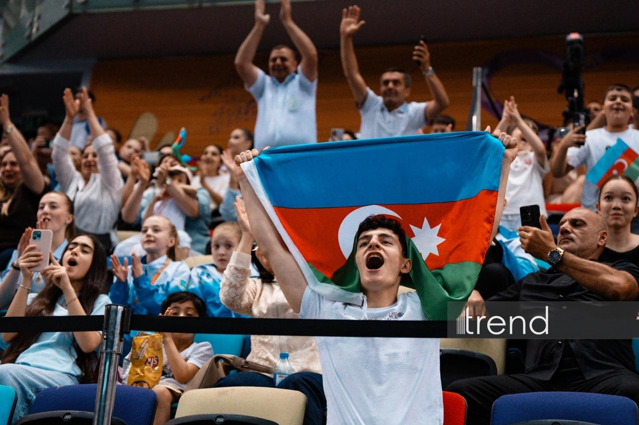 Arenada üçqat qürur: Azərbaycan himni 3 dəfə səsləndi