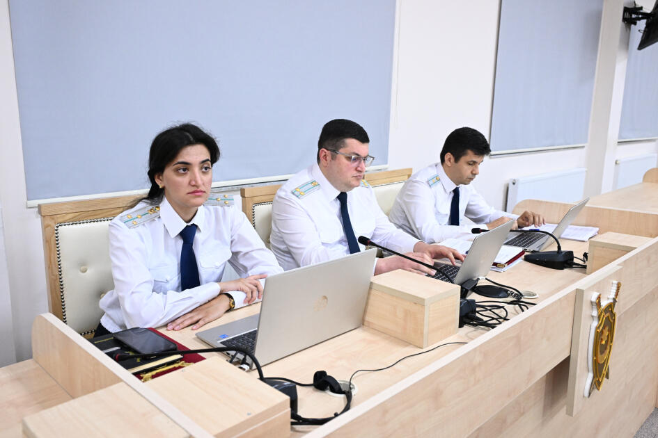 Ermənistan vətəndaşlarının şikayətləri üzrə apellyasiya məhkəməsində tərəflərin çıxışlarına başlanılıb