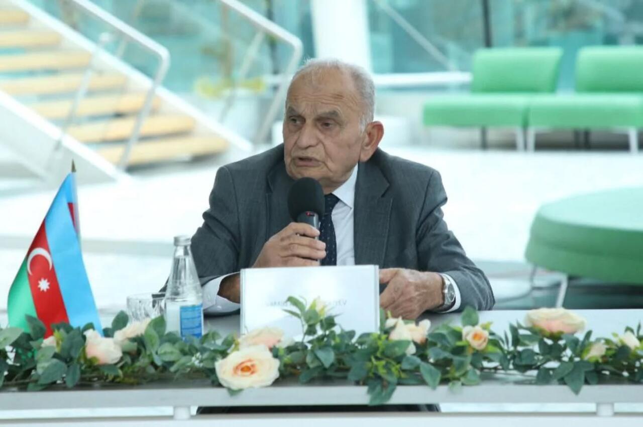 К 80-летию мастера мугама Вамига Мамедалиева: Когда тар звучит как судьба
