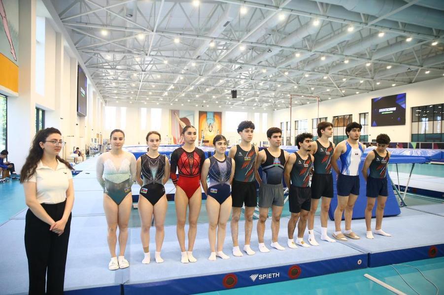 Состоялся чемпионат Азербайджана по прыжкам на батуте и тамблингу