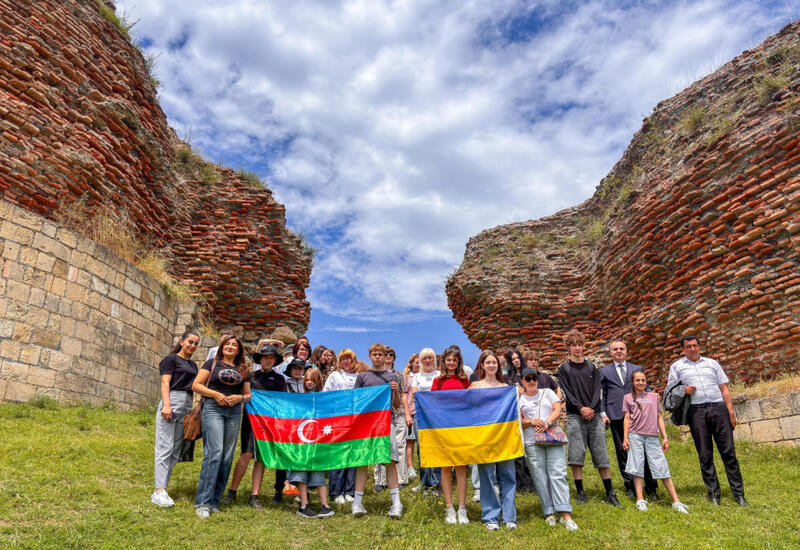 Организована экскурсия украинских детей в регионы Азербайджана