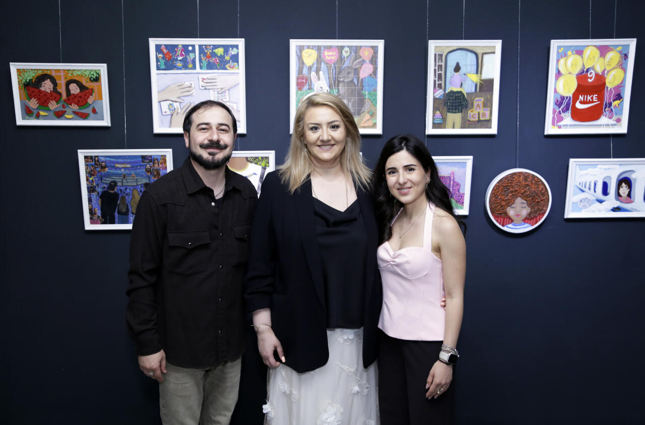 В Leyla Khazari Art Gallery состоялось открытие групповой выставки юных художников Tiny Worlds