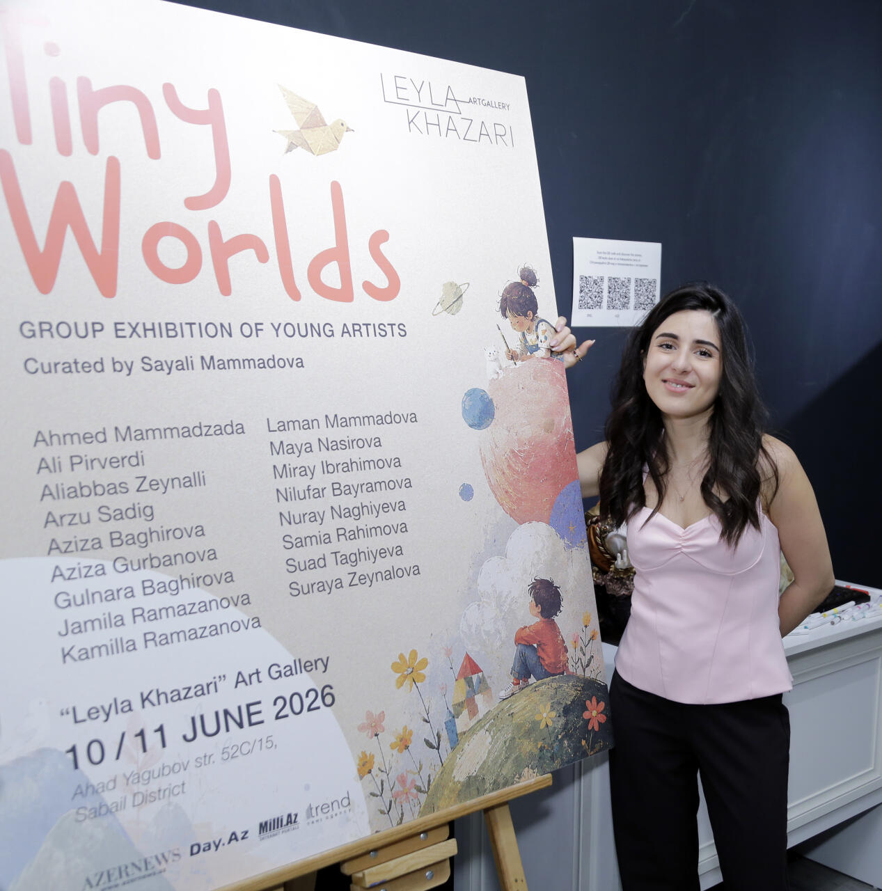 В Leyla Khazari Art Gallery состоялось открытие групповой выставки юных художников Tiny Worlds