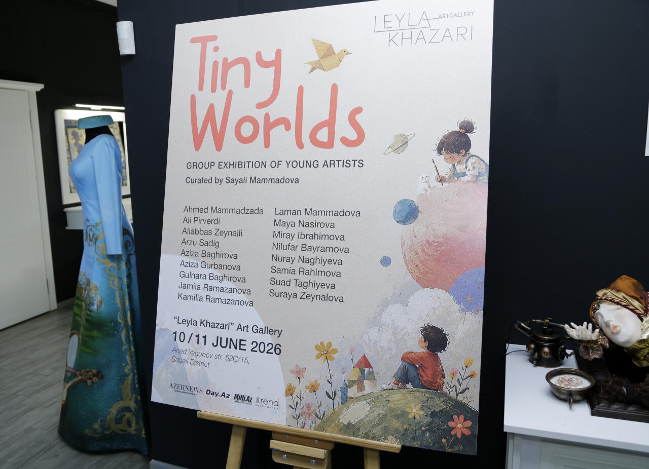 В Leyla Khazari Art Gallery состоялось открытие групповой выставки юных художников Tiny Worlds