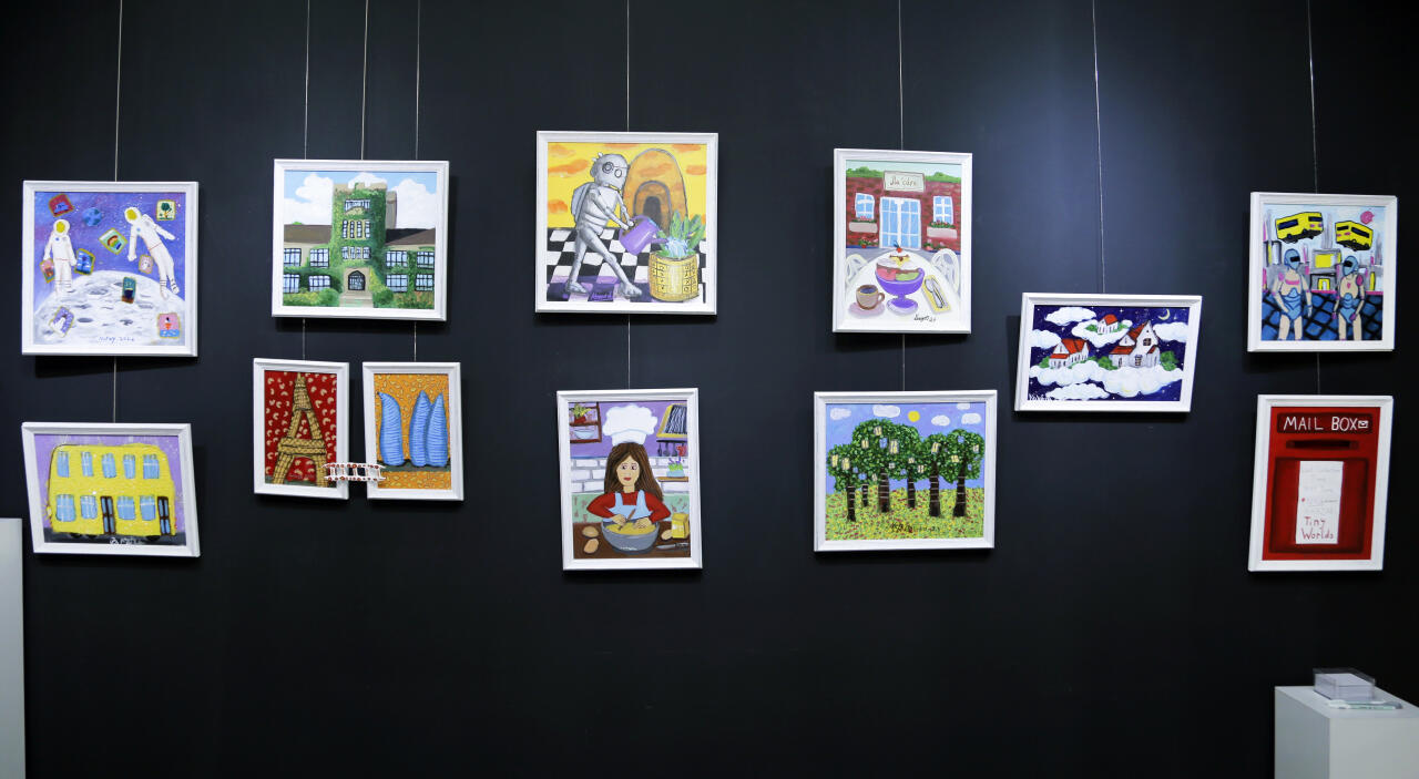 В Leyla Khazari Art Gallery состоялось открытие групповой выставки юных художников Tiny Worlds