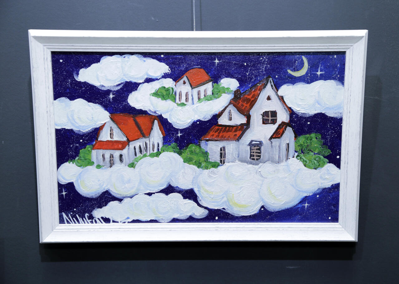 В Leyla Khazari Art Gallery состоялось открытие групповой выставки юных художников Tiny Worlds