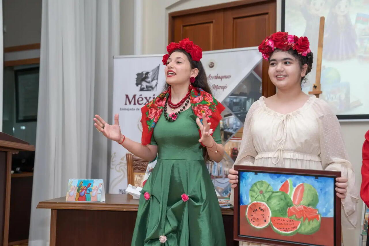 В Баку прошло мероприятие "Межкультурное путешествие для детей: Мексика и Азербайджан"