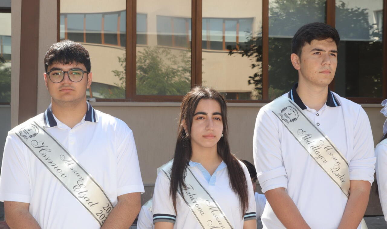 Xankəndi, Xocalı və Ağdərə məktəblərində “Son zəng” çalınıb