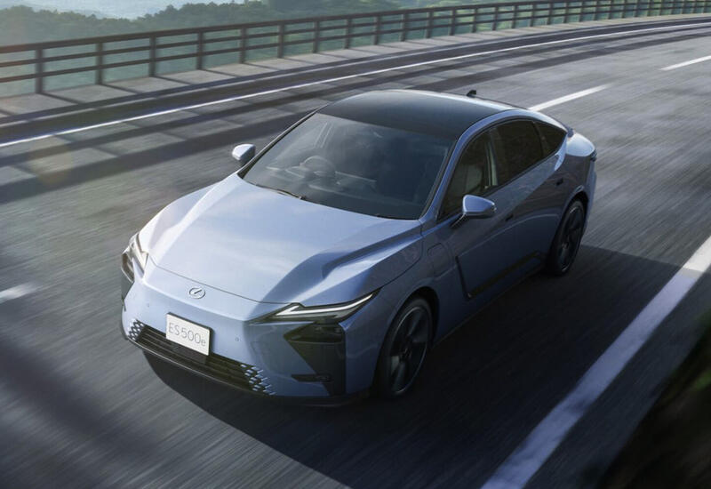 Lexus обновил свой премиальный седан