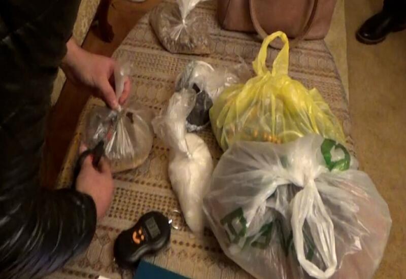 Bakıda narkokuryerdə 9 kq narkotik aşkarlanıb