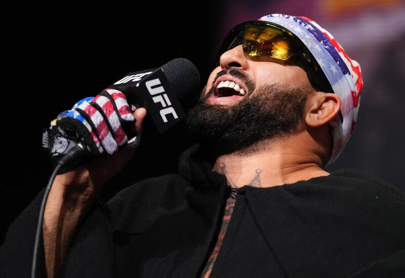 Джош Хокит нокаутировал Деррика Льюиса на турнире UFC в Белом доме