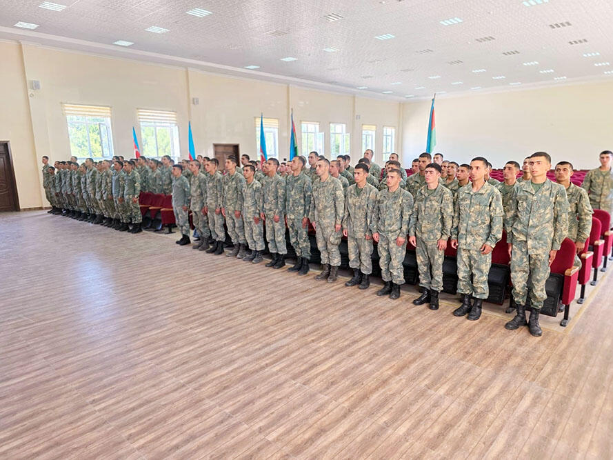 В азербайджанской армии проведен ряд мероприятий по случаю Дня национального спасения