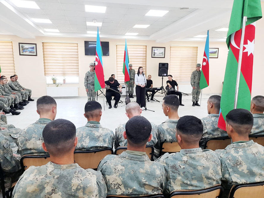 В азербайджанской армии проведен ряд мероприятий по случаю Дня национального спасения