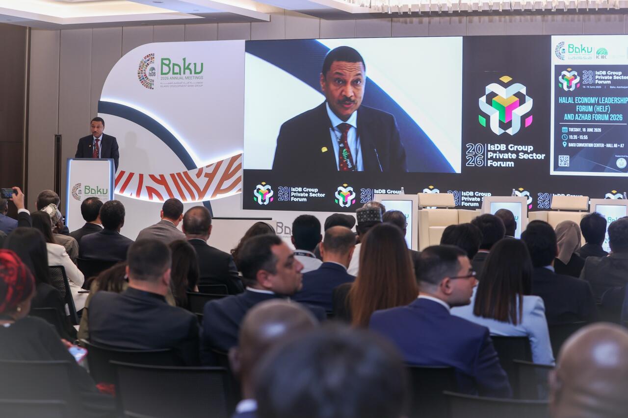 Bakıda keçirilən İslam İnkişaf Bankı Qrupunun 51-ci İllik Toplantıları çərçivəsində HELF Forum və AZHAB Forum keçirilib