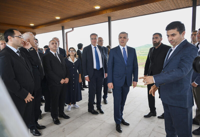 Xocalıda salınmış intensiv bağçılıq təsərrüfatları ilə tanışlıq