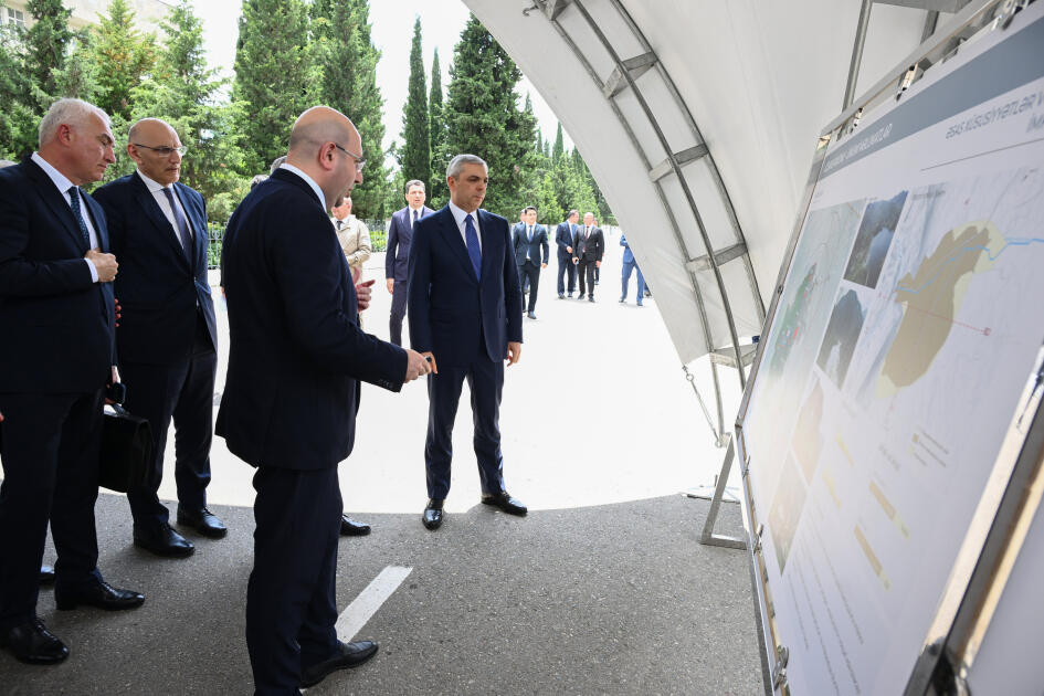 Əlaqələndirmə Qərargahının iclasının iştirakçıları Ağdərə şəhərinin Baş planı ilə tanış olublar