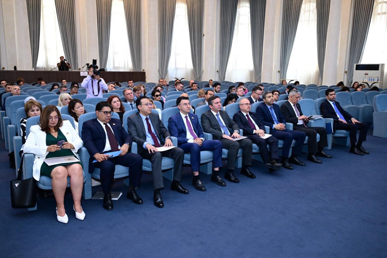В Баку обсудили роль госуслуг в защите прав человека