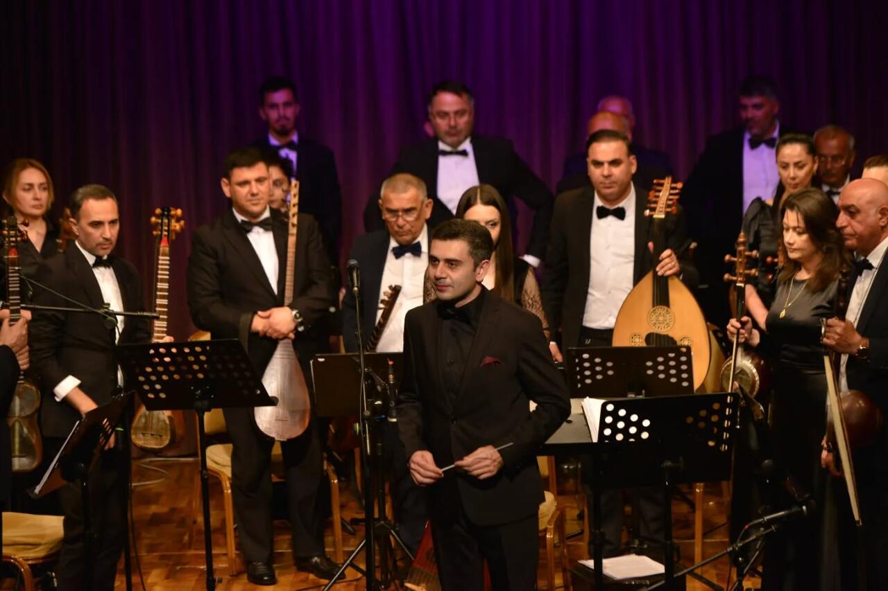95 лет служения музыке - концерт оркестра имени Саида Рустамова