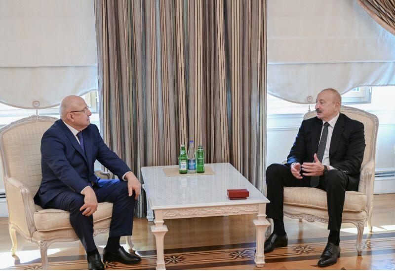 Президент Ильхам Алиев вручил орден «Достлуг» известному общественно-политическому деятелю Дагестана Курбану Курбанову