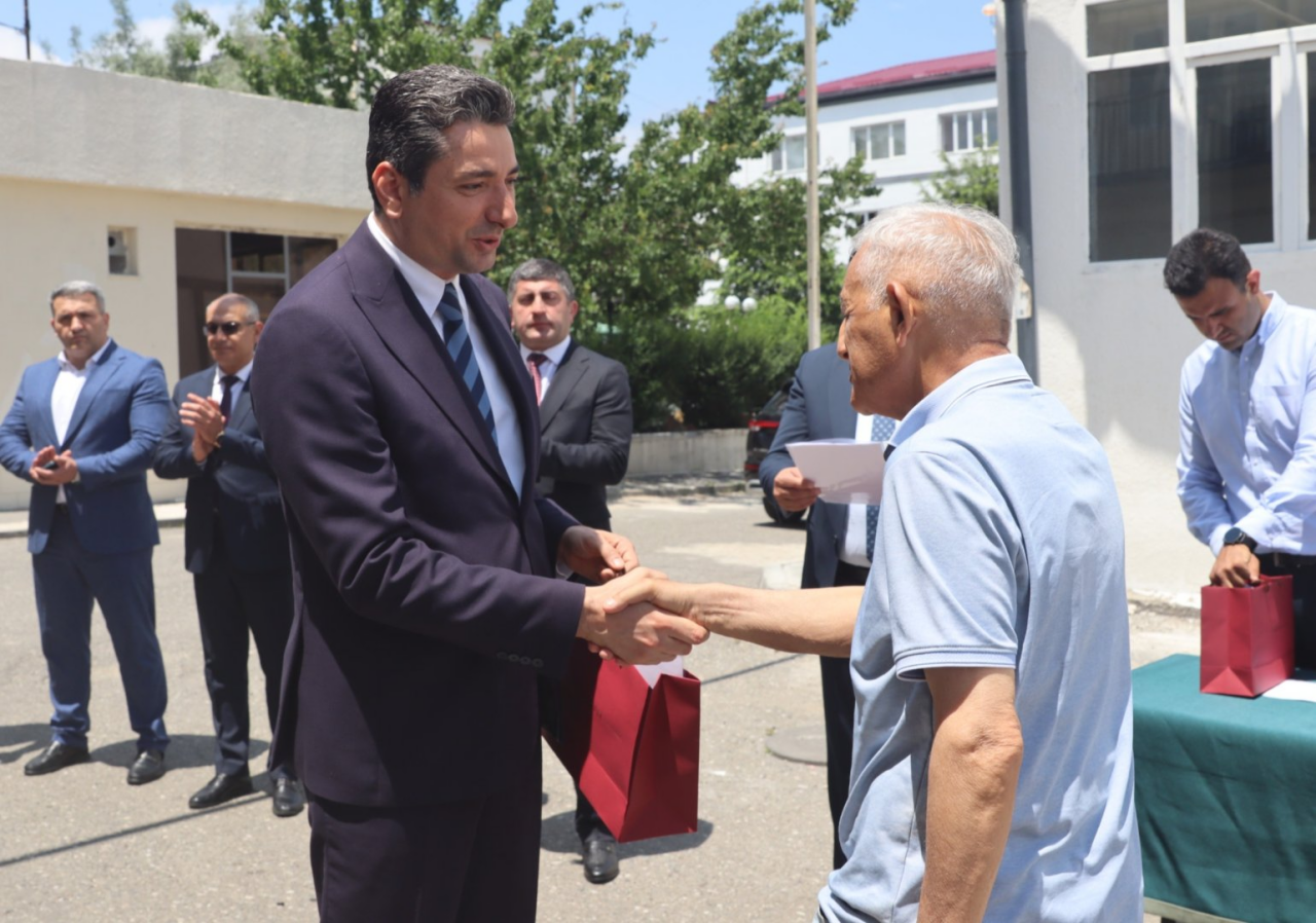 Xankəndi və Ağdərəyə növbəti köç olub